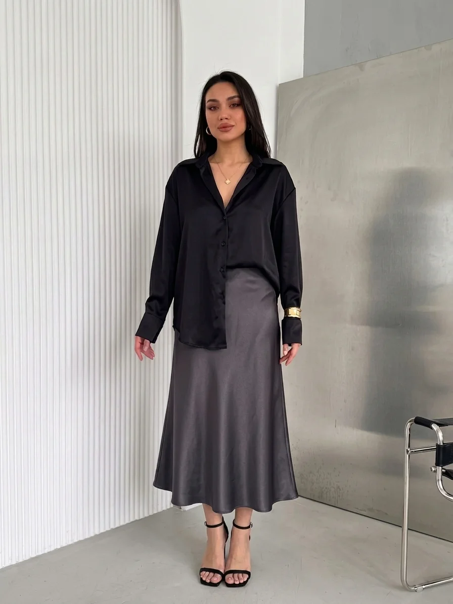 ARKA DANTELLİ UZUN KOL GÖMLEK